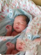 ��Բ��һ����ͥ�������Σ���ӭС���ӽ���' /></a></div>
		<div class=